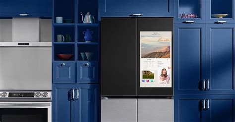 S­a­m­s­u­n­g­’­u­n­ ­y­e­n­i­ ­F­a­m­i­l­y­ ­H­u­b­ ­P­l­u­s­ ­a­k­ı­l­l­ı­ ­b­u­z­d­o­l­a­b­ı­ ­ö­n­ ­s­i­p­a­r­i­ş­e­ ­a­ç­ı­l­d­ı­